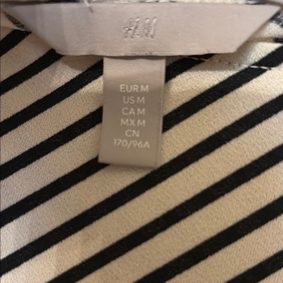 H&M Black and Cream Blouse - Picture 4 of 5
